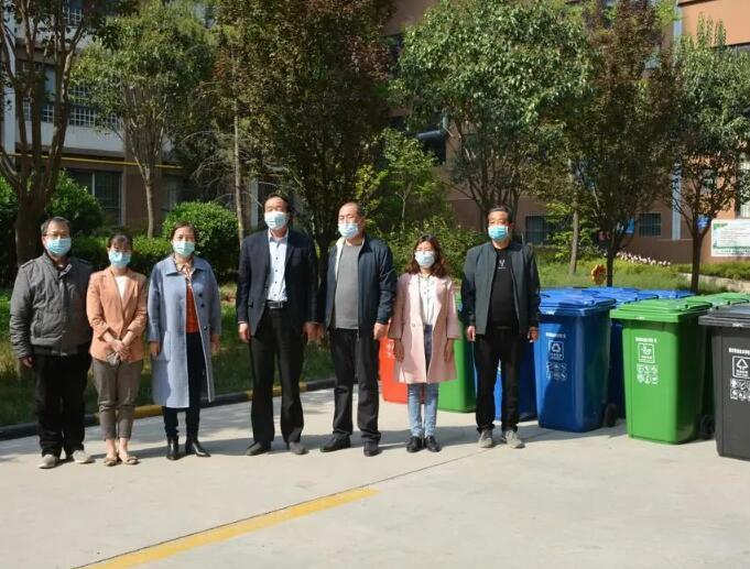 捐助草莓污污视频分类设备，推动家园环境改善